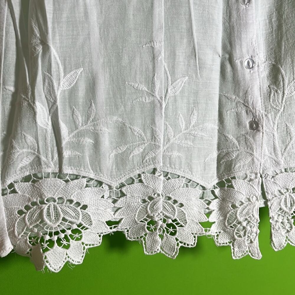 Agis White Lace Trim European embroidered Short Sleeve Blouse Size 20 - Picture 3 of 7